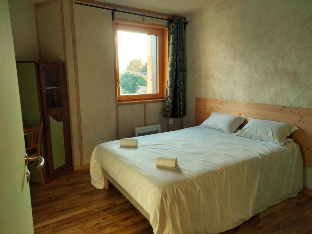 A La Belle Etoile Hotel Mellionnec Kültér fotó