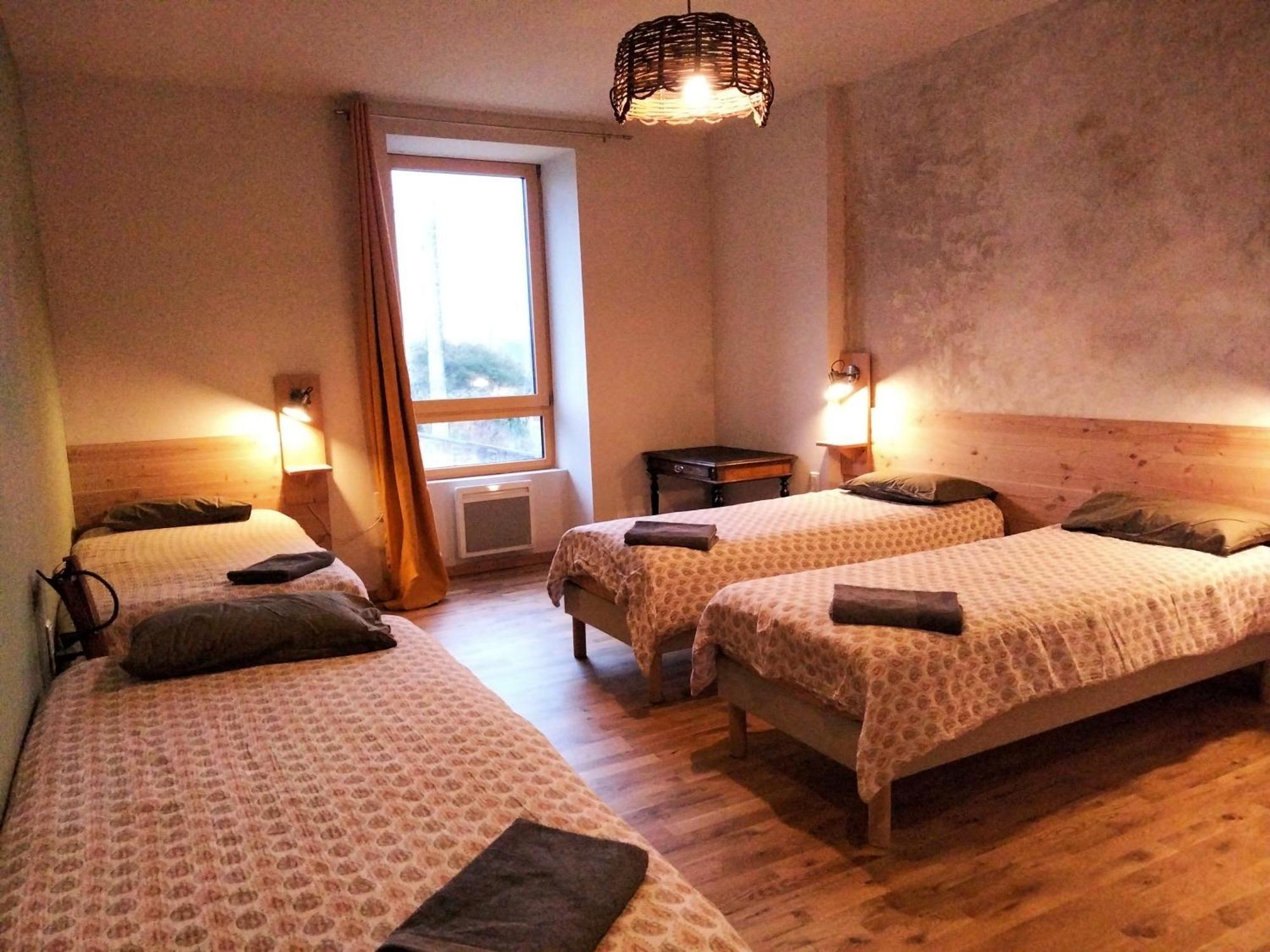 A La Belle Etoile Hotel Mellionnec Kültér fotó